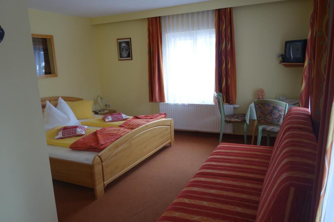 Edelsteinhotel Guniwirt Krakaudorf Ngoại thất bức ảnh
